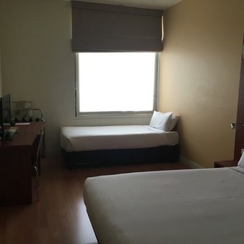 Ramada Encore Dandenong - Tourism Canberra 13
