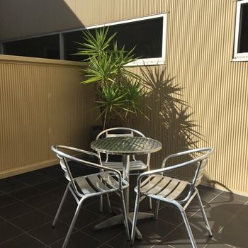Ramada Encore Dandenong - Tourism Canberra 16
