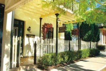 The Bronte Boutique Hotel - Tourism Canberra 0