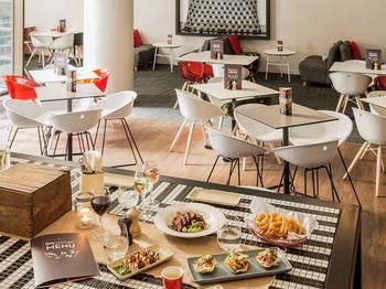 Ibis Melbourne Hotel And Apartments - Tourism Canberra 46