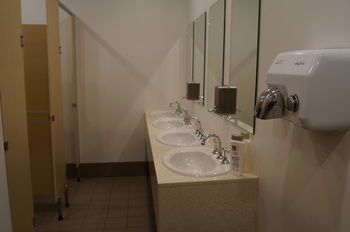 Maze Backpackers - Tourism Canberra 20