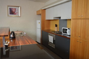 YTI Garden Hotel - Tourism Canberra 27