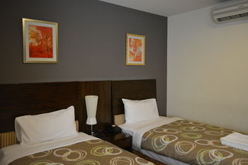 YTI Garden Hotel - Tourism Canberra 33