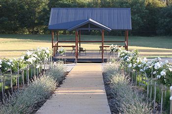 Yering Gorge Cottages By The Eastern Golf Club - Tourism Canberra 2