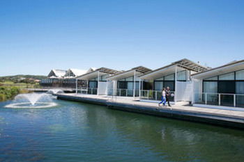 Caves Beachside Hotel - Tourism Canberra 16