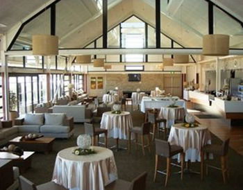 Caves Beachside Hotel - Tourism Canberra 32