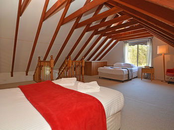 Madigan Wine Country Cottages - Tourism Canberra 50