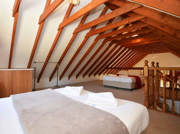 Madigan Wine Country Cottages - Tourism Canberra 51