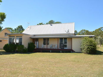Madigan Wine Country Cottages - Tourism Canberra 55