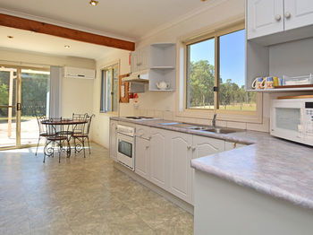 Madigan Wine Country Cottages - Tourism Canberra 68