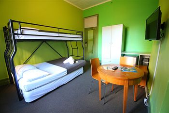 Sydney Central Inn - Hostel - Tourism Canberra 11