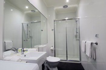 Buckingham International Serviced Apartments - Tourism Canberra 9