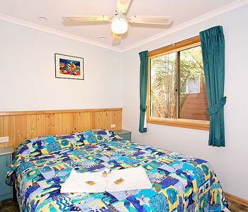Gateway Lifestyle Lorikeet - Tourism Canberra 1