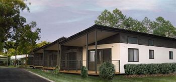 Gateway Lifestyle Lorikeet - Tourism Canberra 4