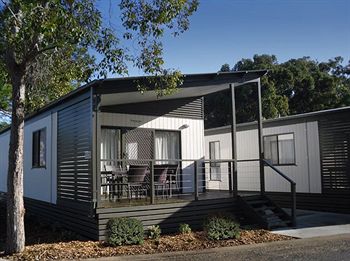 Gateway Lifestyle Lorikeet - Tourism Canberra 9