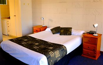 The Prince Mark Motor Inn - Tourism Canberra 7