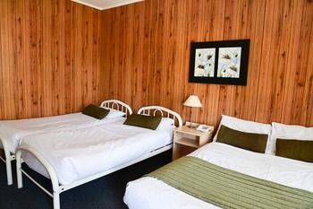 The Prince Mark Motor Inn - Tourism Canberra 9