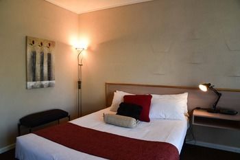The Prince Mark Motor Inn - Tourism Canberra 22