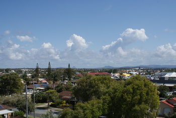 Beachside Resort - Kawana Waters - Tourism Canberra 7