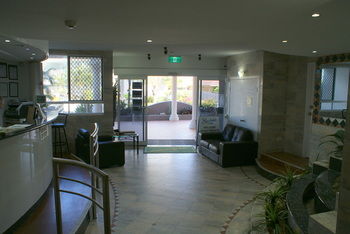 Beachside Resort - Kawana Waters - Tourism Canberra 16