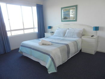 Beachside Resort - Kawana Waters - Tourism Canberra 28