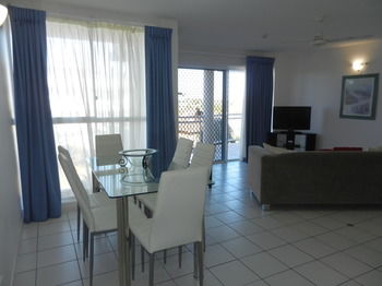 Beachside Resort - Kawana Waters - Tourism Canberra 48