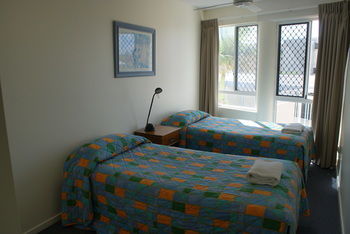 Beachside Resort - Kawana Waters - Tourism Canberra 56