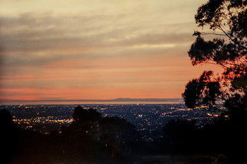 A Camelot Tower & Penthouse - Tourism Canberra 52