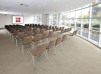Ibis Melbourne Glen Waverley - Tourism Canberra 13