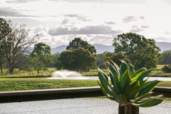 Lilies Luxury Retreats - Tourism Canberra 44