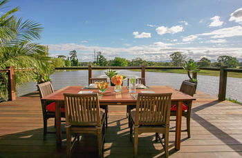 Lilies Luxury Retreats - Tourism Canberra 46
