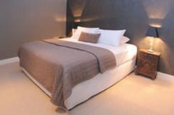 Lilies Luxury Retreats - Tourism Canberra 3