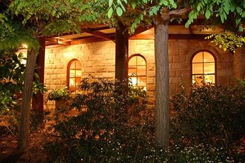 The Hermitage Motel - Tourism Canberra 9
