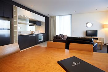 Amity South Yarra Apartments - Tourism Canberra 3