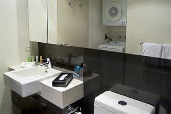 Amity South Yarra Apartments - Tourism Canberra 7