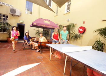 Bondi Beachouse Backpackers YHA - Hostel/Backpacker - Tourism Canberra 0