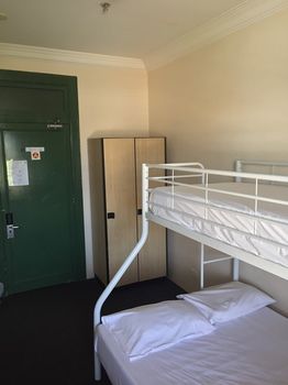Elephant Backpacker Sydney - Hostel - Tourism Canberra 10