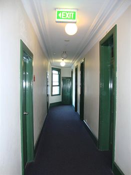 Elephant Backpacker Sydney - Hostel - Tourism Canberra 1