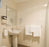 Noahaposs Mid City Motor Inn - Tourism Canberra