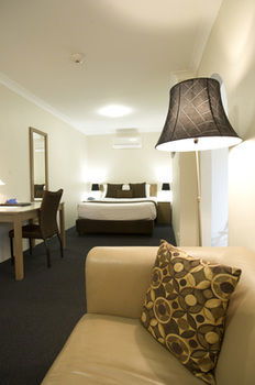 Noah's Mid City Motor Inn - Tourism Canberra 2