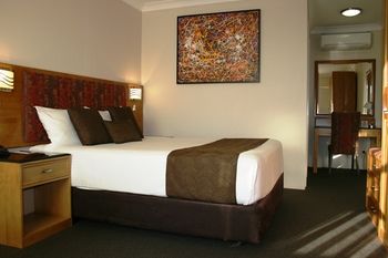 Noah's Mid City Motor Inn - Tourism Canberra 3