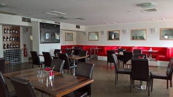 Noah's Mid City Motor Inn - Tourism Canberra 17
