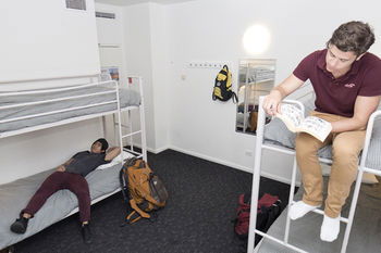 Sydney Railway Square YHA - Hostel - Tourism Canberra 19