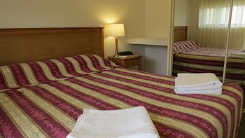 Waldorf Hornsby Residential Apartments - Tourism Canberra 5