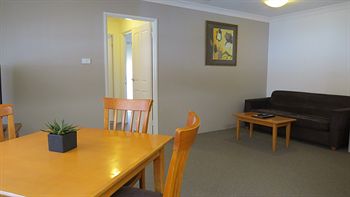 Waldorf Hornsby Residential Apartments - Tourism Canberra 14