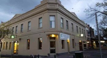 Naughtons Parkville Hotel - Tourism Canberra 0