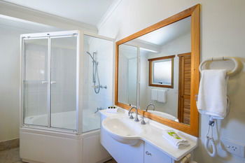 South Pacific Resort & Spa Noosa - Tourism Canberra 53