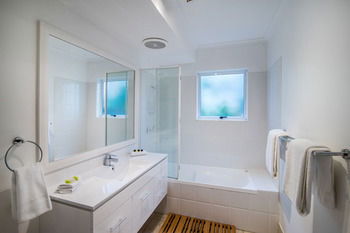 South Pacific Resort & Spa Noosa - Tourism Canberra 87