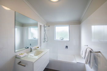 South Pacific Resort & Spa Noosa - Tourism Canberra 91