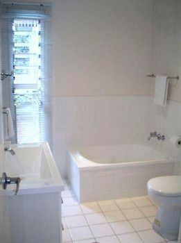 House Of Laurels - Tourism Canberra 7